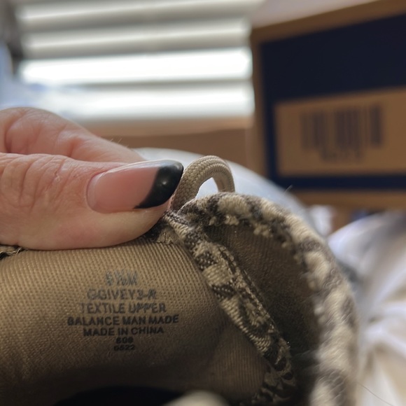 GBG Women’s Combat Boots - Picture 4 of 6